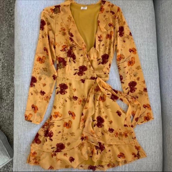 Aritzia/ Wilfred Louise Dress - Picture 1 of 3